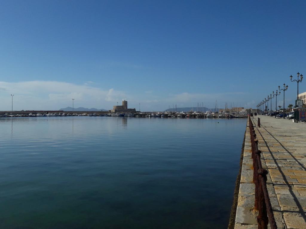 Appartamento Raggio Di Sole Trapani Luaran gambar